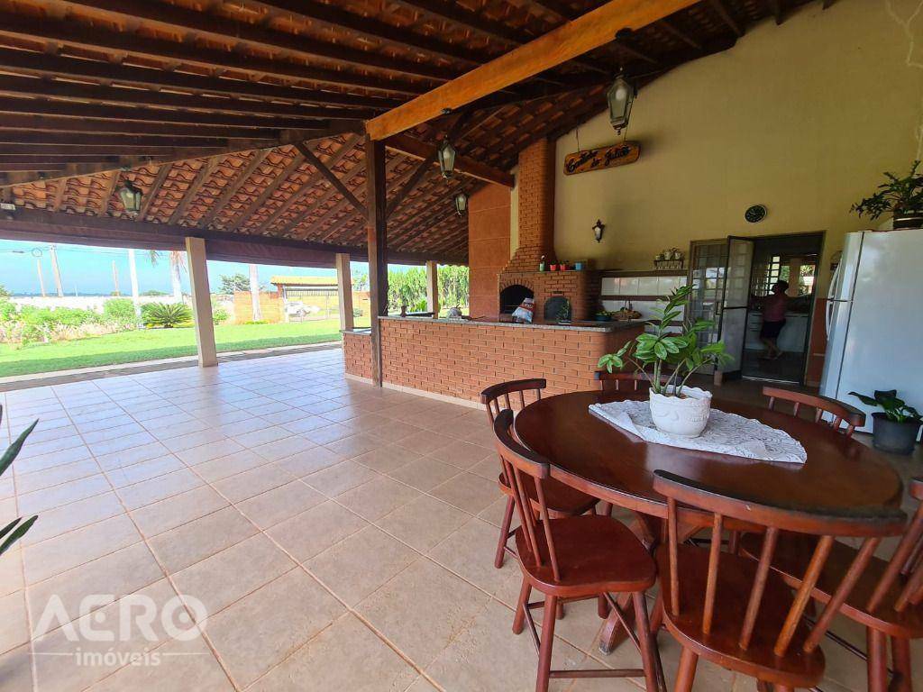 Chácara à venda com 4 quartos, 450m² - Foto 57