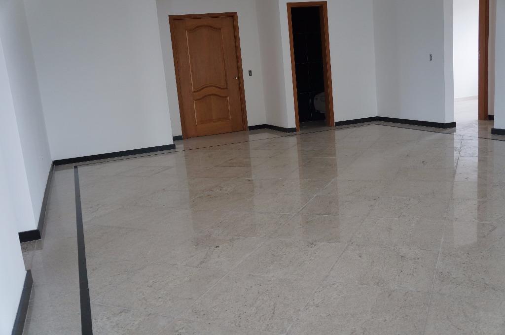 Apartamento à venda com 4 quartos, 205m² - Foto 4