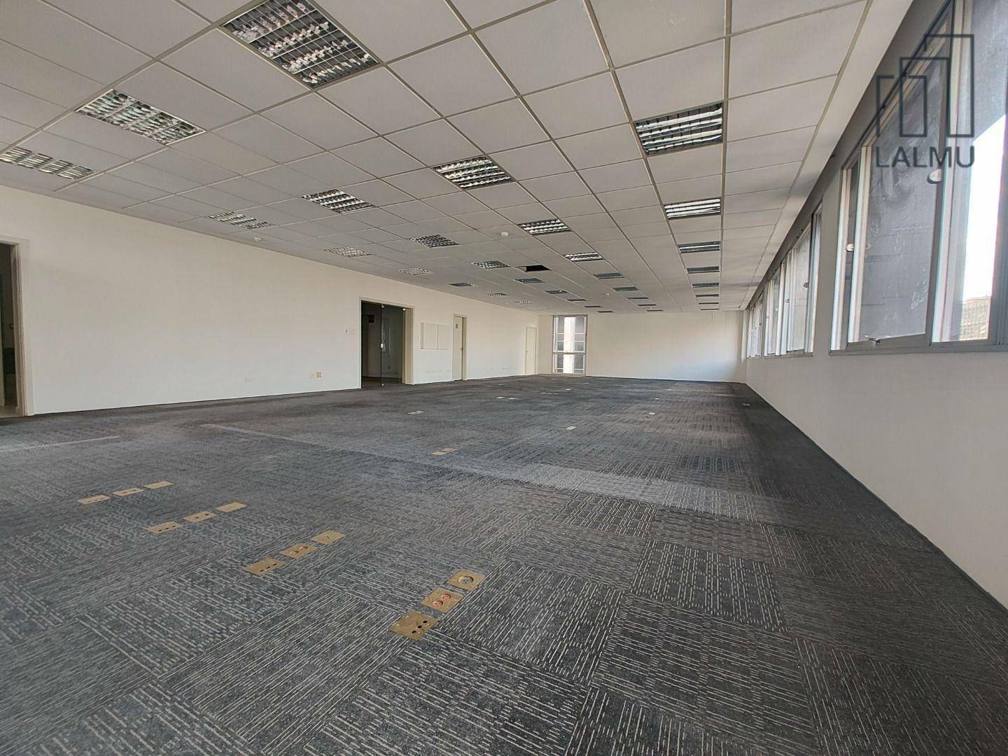 Prédio Inteiro para alugar, 400m² - Foto 1