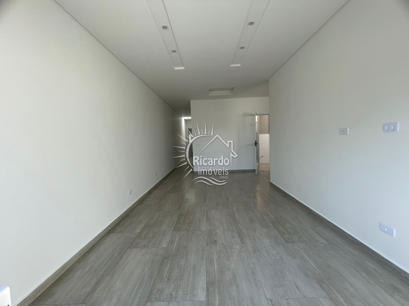 Casa à venda com 3 quartos, 75m² - Foto 5