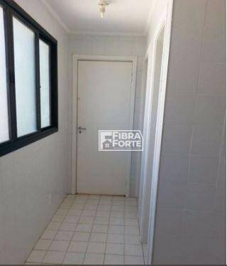 Apartamento à venda com 3 quartos, 180m² - Foto 12