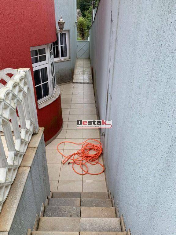 Sobrado à venda com 4 quartos, 360m² - Foto 44