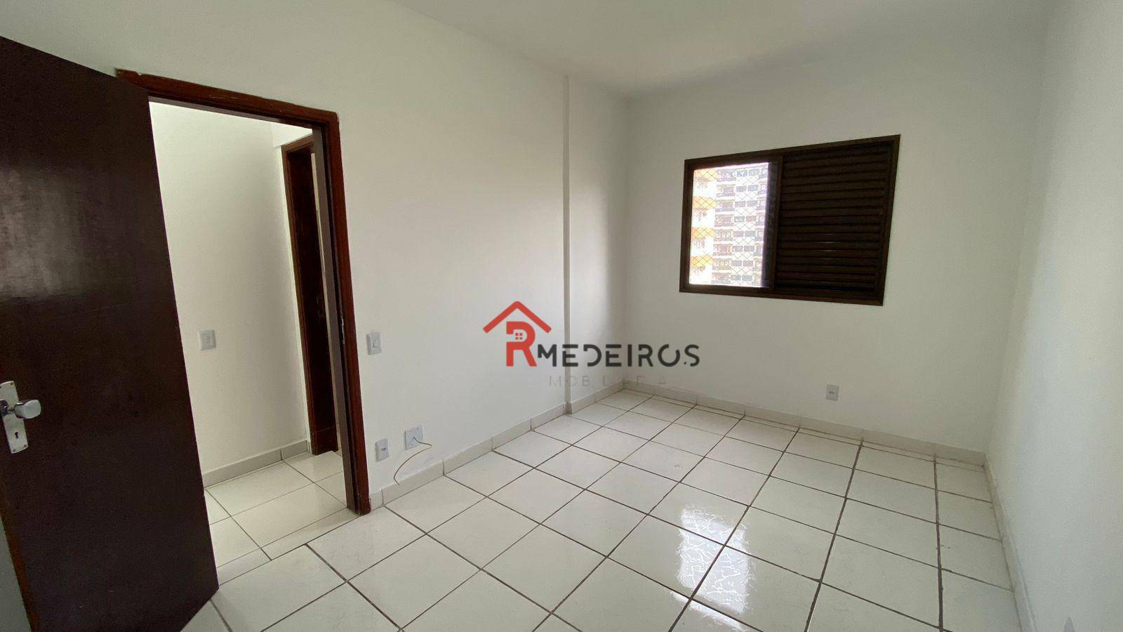 Apartamento à venda com 1 quarto, 45m² - Foto 9