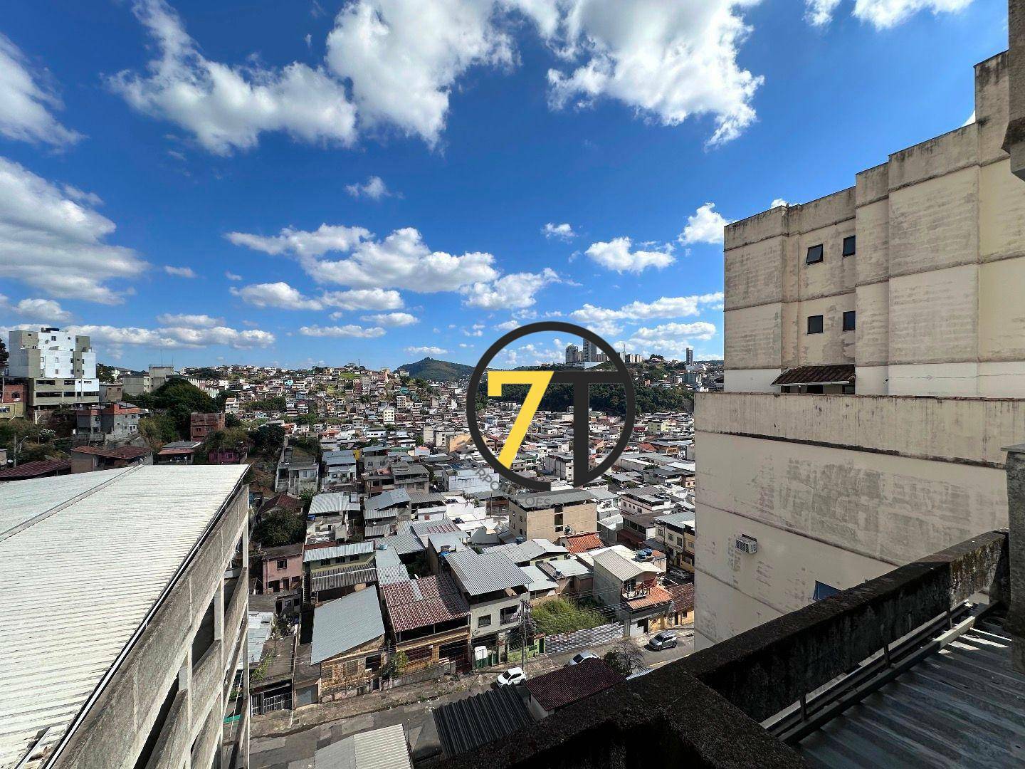 Apartamento à venda com 2 quartos, 95m² - Foto 17