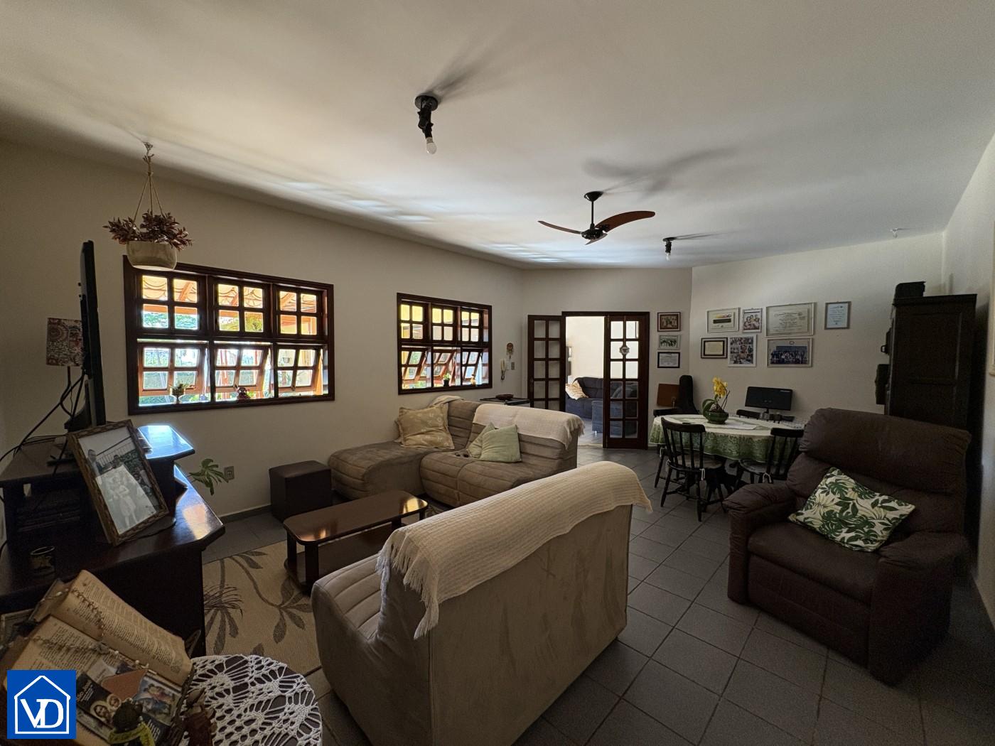 Chácara à venda com 2 quartos, 233m² - Foto 20