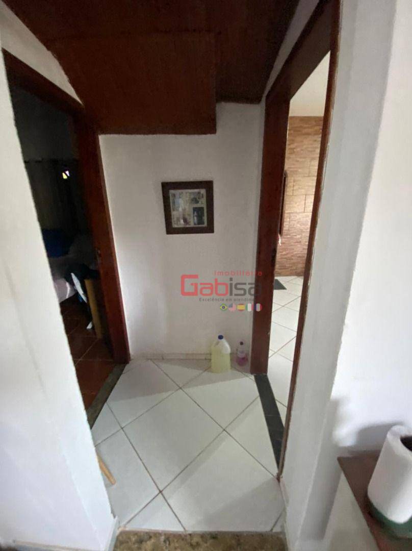 Casa à venda com 3 quartos, 300m² - Foto 8