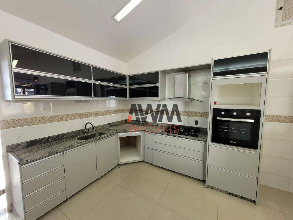 Casa de Condomínio para alugar com 2 quartos, 145m² - Foto 11