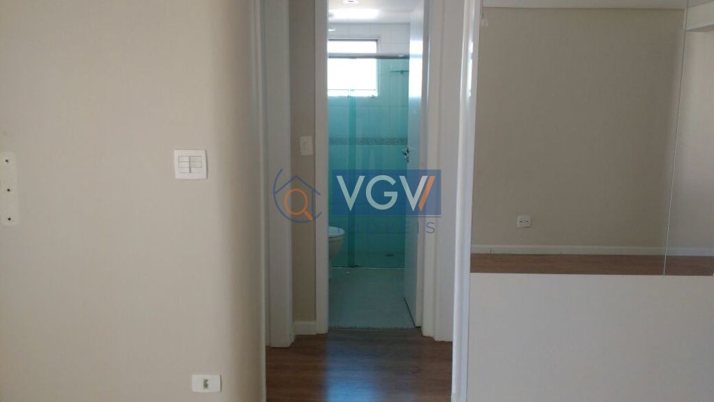 Apartamento à venda com 2 quartos, 60m² - Foto 5