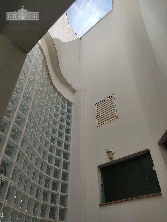 Casa de Condomínio para alugar com 3 quartos, 263m² - Foto 10