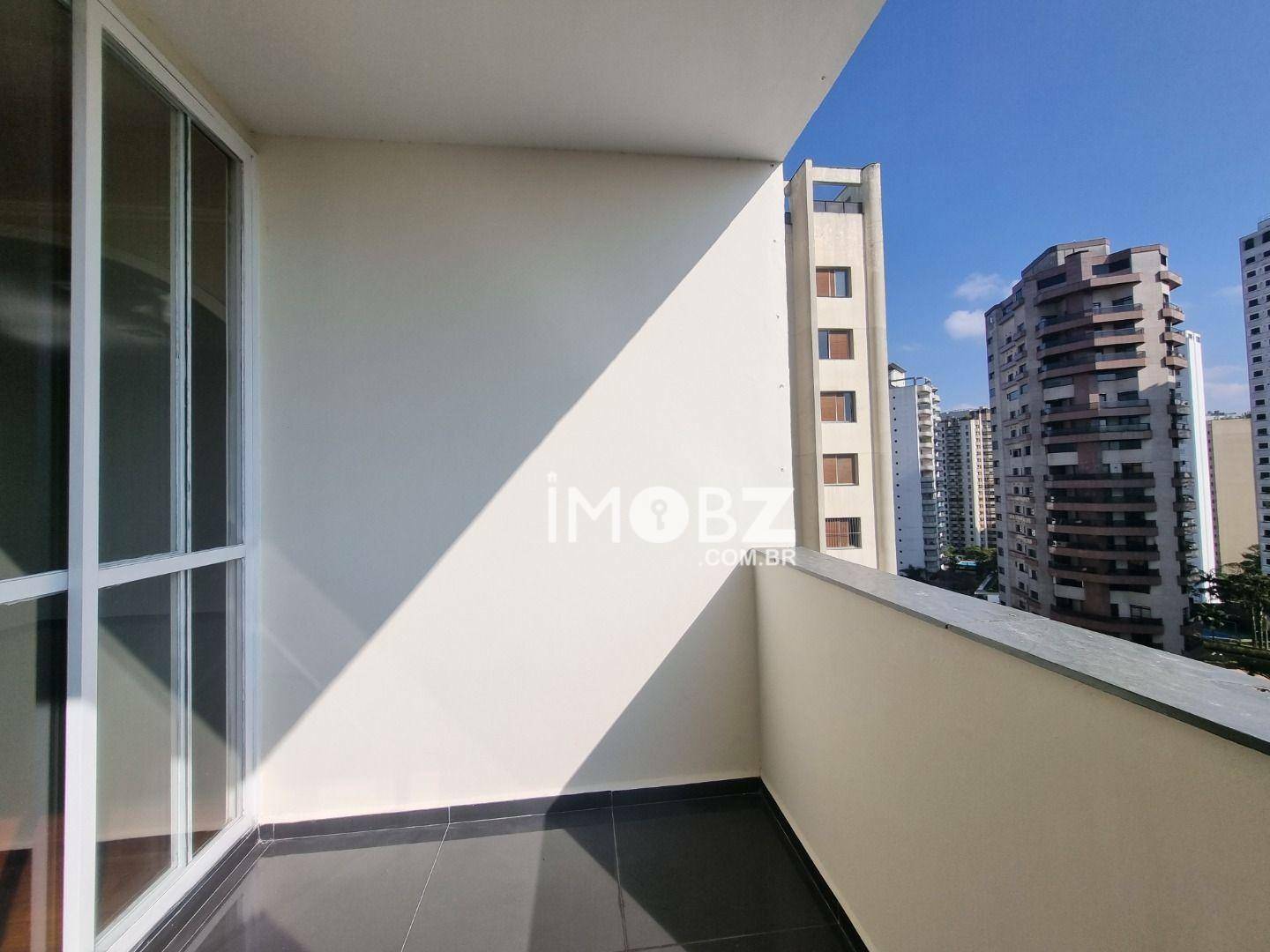 Apartamento à venda com 4 quartos, 211m² - Foto 10