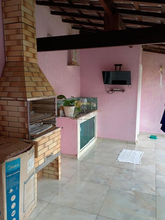 Casa à venda com 2 quartos, 360m² - Foto 5