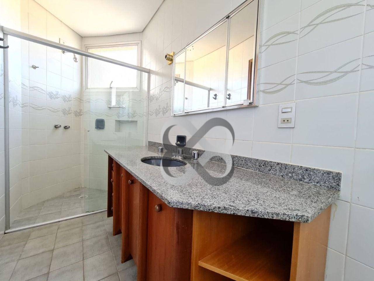 Apartamento para alugar com 4 quartos, 300m² - Foto 16