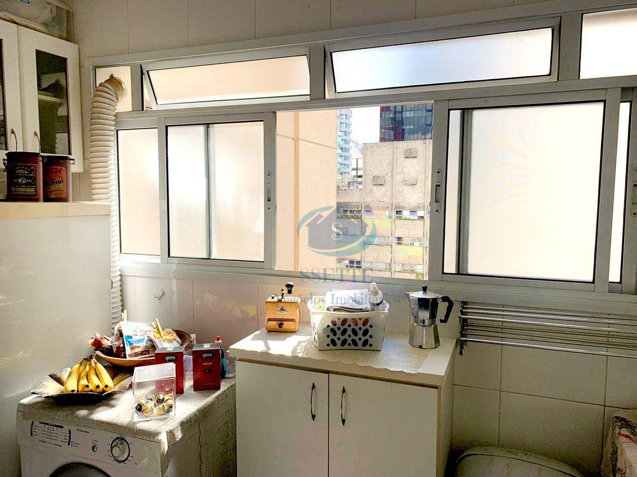 Apartamento à venda com 3 quartos, 106m² - Foto 2