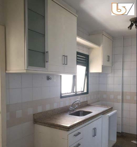 Apartamento para alugar com 3 quartos, 98m² - Foto 22