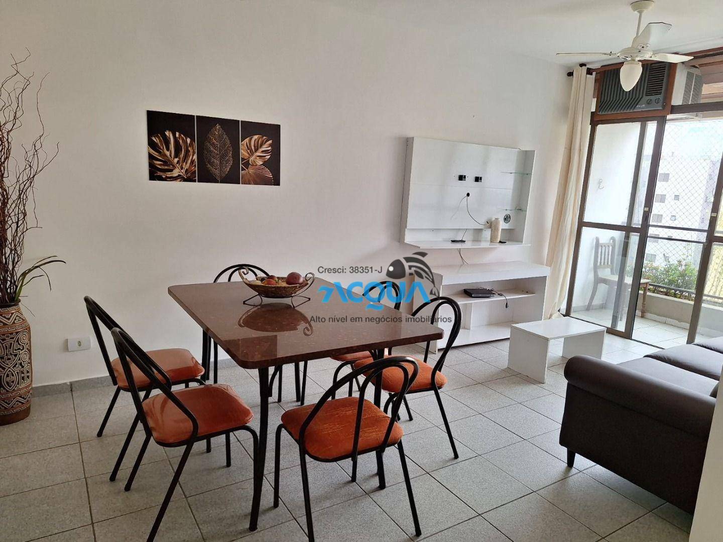 Apartamento à venda com 2 quartos, 70m² - Foto 2