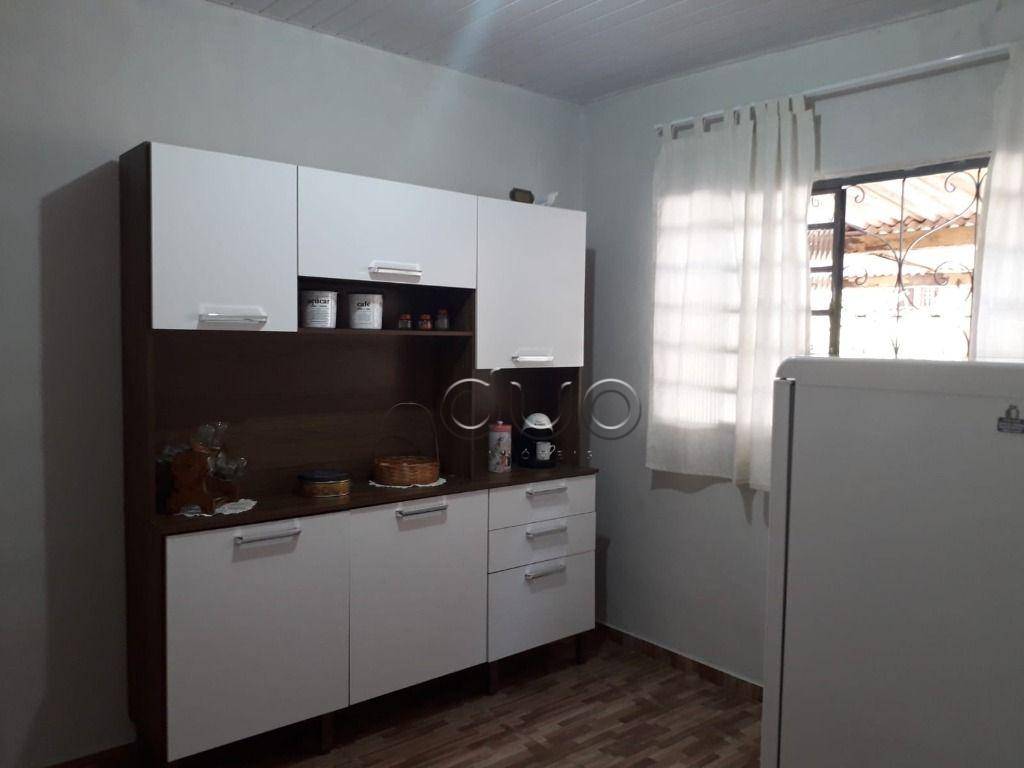 Casa à venda com 2 quartos, 60m² - Foto 10