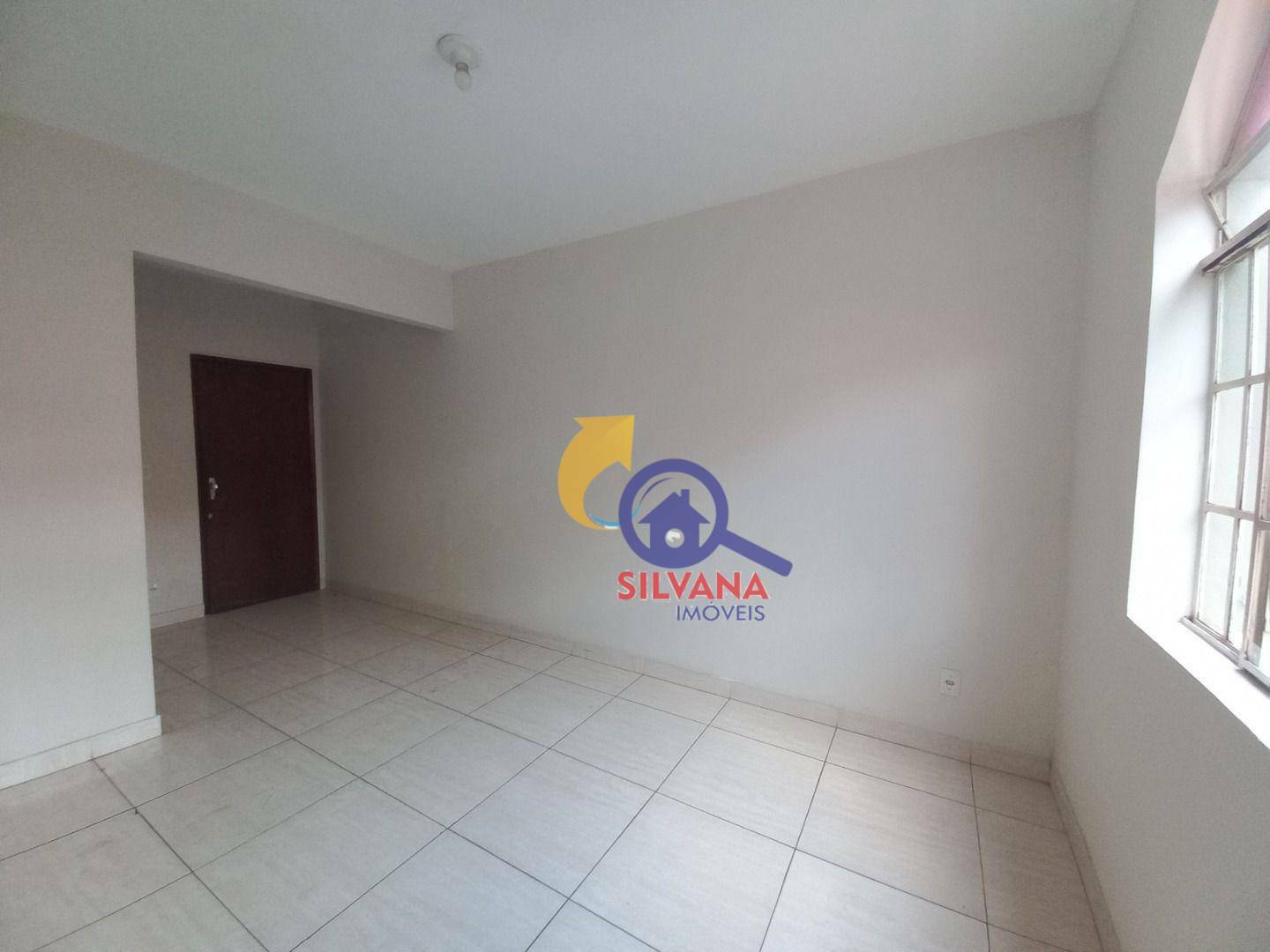 Apartamento para alugar com 3 quartos, 110m² - Foto 3