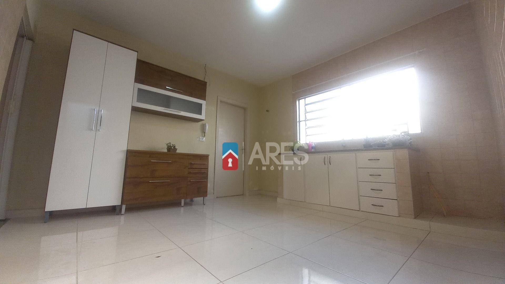 Casa à venda com 2 quartos, 160m² - Foto 6