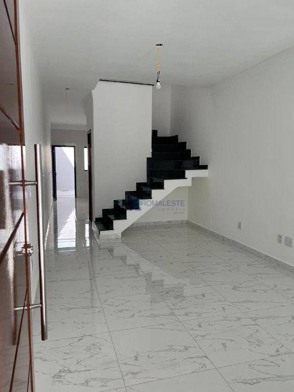 Sobrado à venda com 3 quartos, 110m² - Foto 3