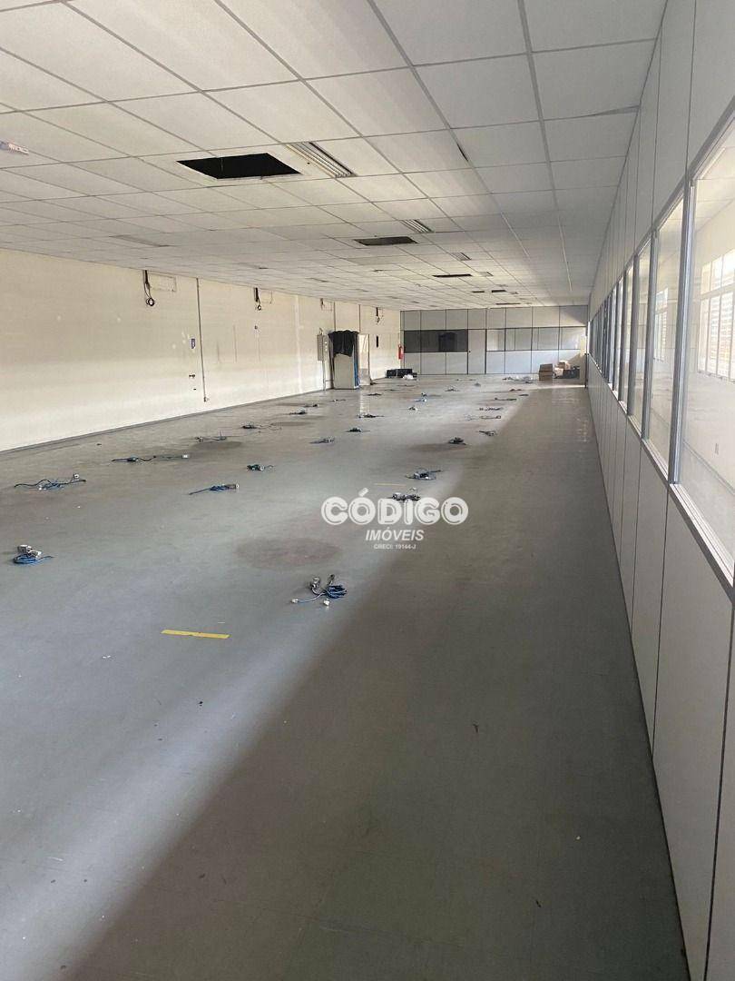 Depósito-Galpão-Armazém para alugar, 13000m² - Foto 4