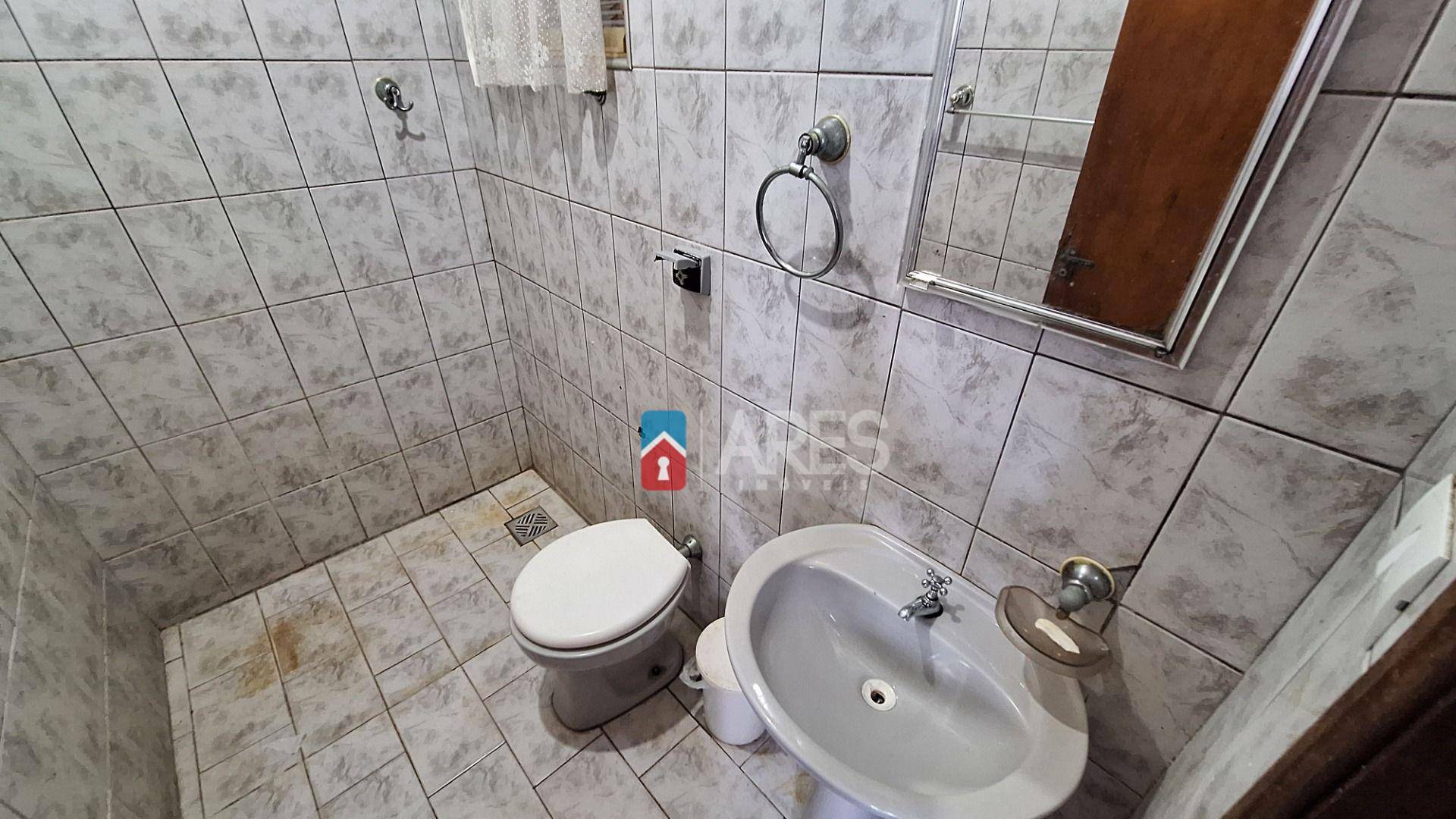 Casa para alugar com 3 quartos, 194m² - Foto 11