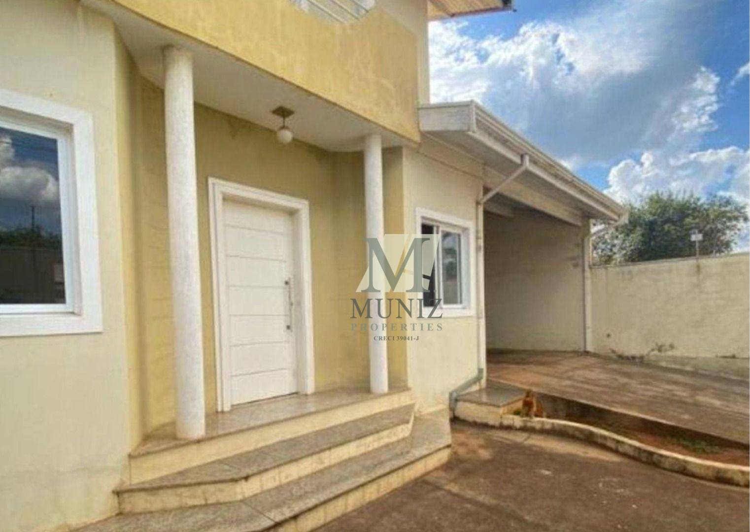 Casa à venda com 6 quartos, 347m² - Foto 1