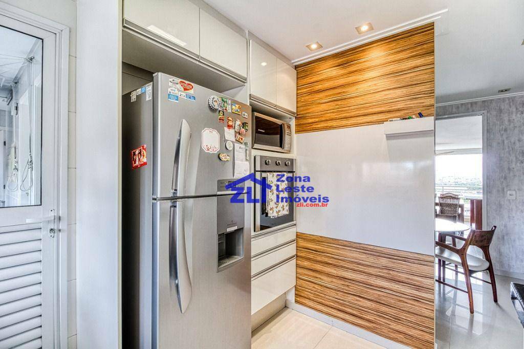 Apartamento à venda com 3 quartos, 224m² - Foto 11