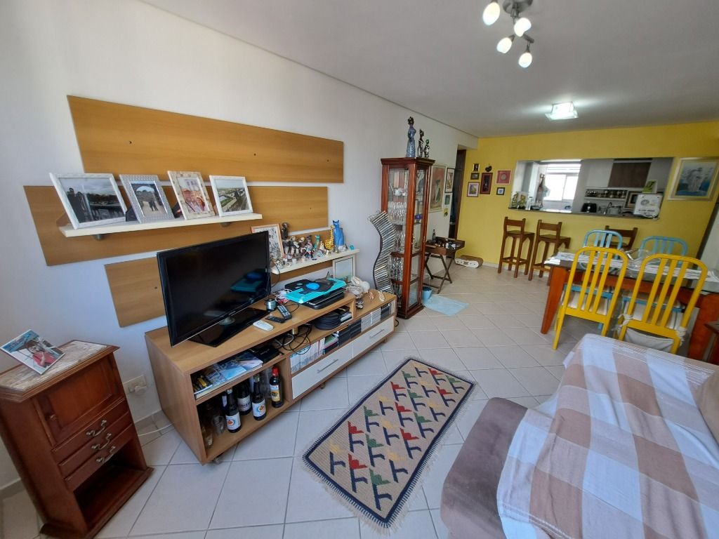 Apartamento à venda com 2 quartos, 75m² - Foto 3