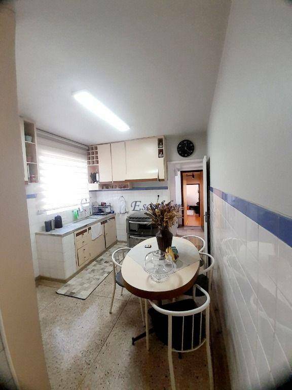 Sobrado à venda com 6 quartos, 370m² - Foto 26