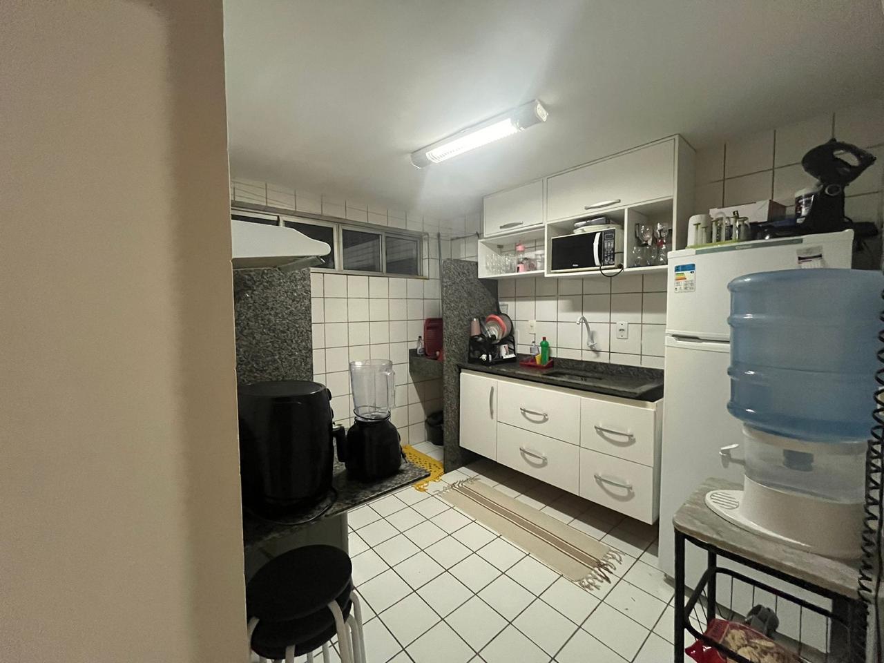 Apartamento à venda com 2 quartos, 58m² - Foto 3