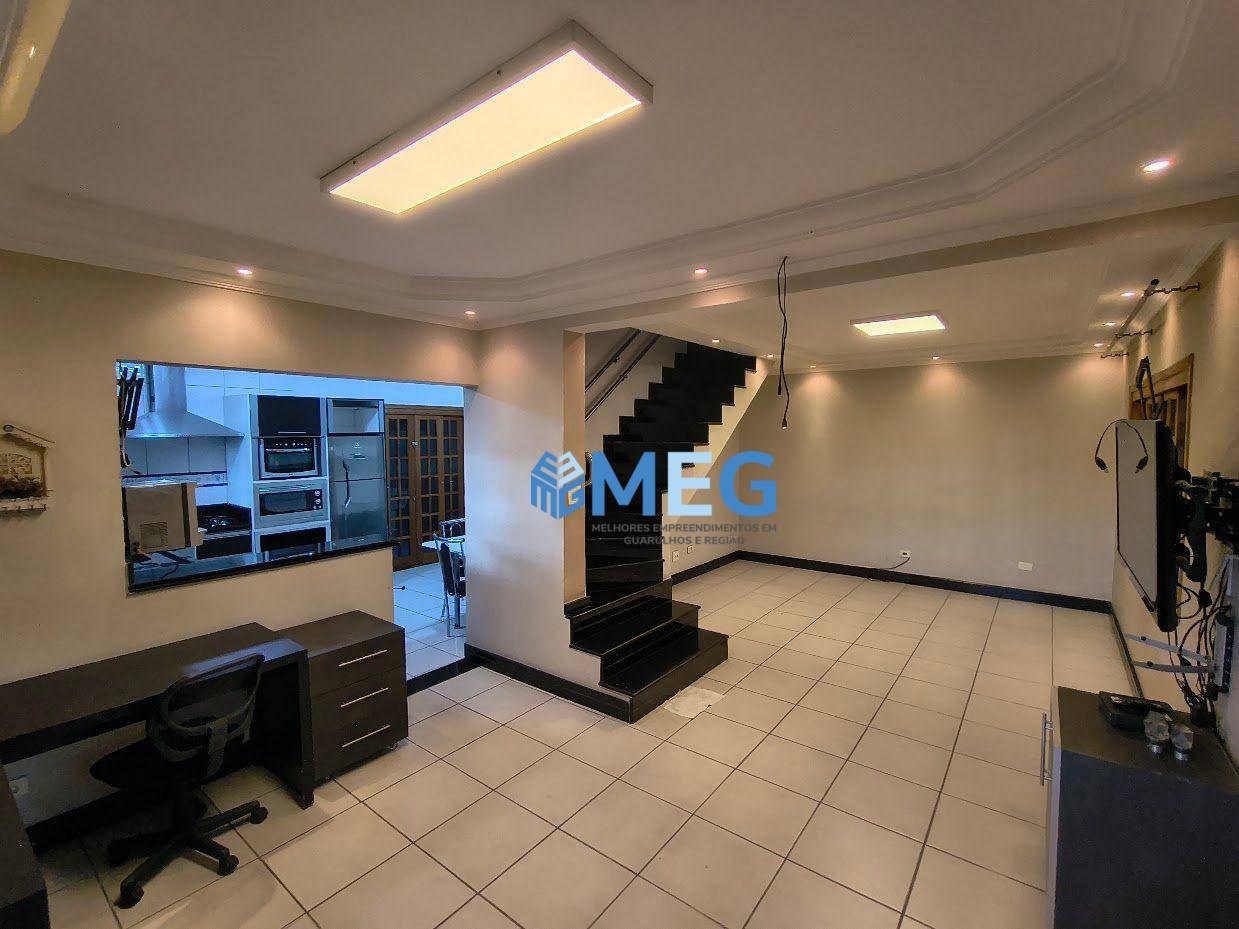 Sobrado, 3 quartos, 212 m² - Foto 3