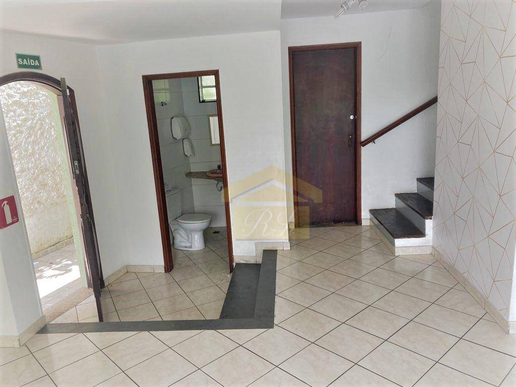 Sobrado para alugar com 3 quartos, 250m² - Foto 4