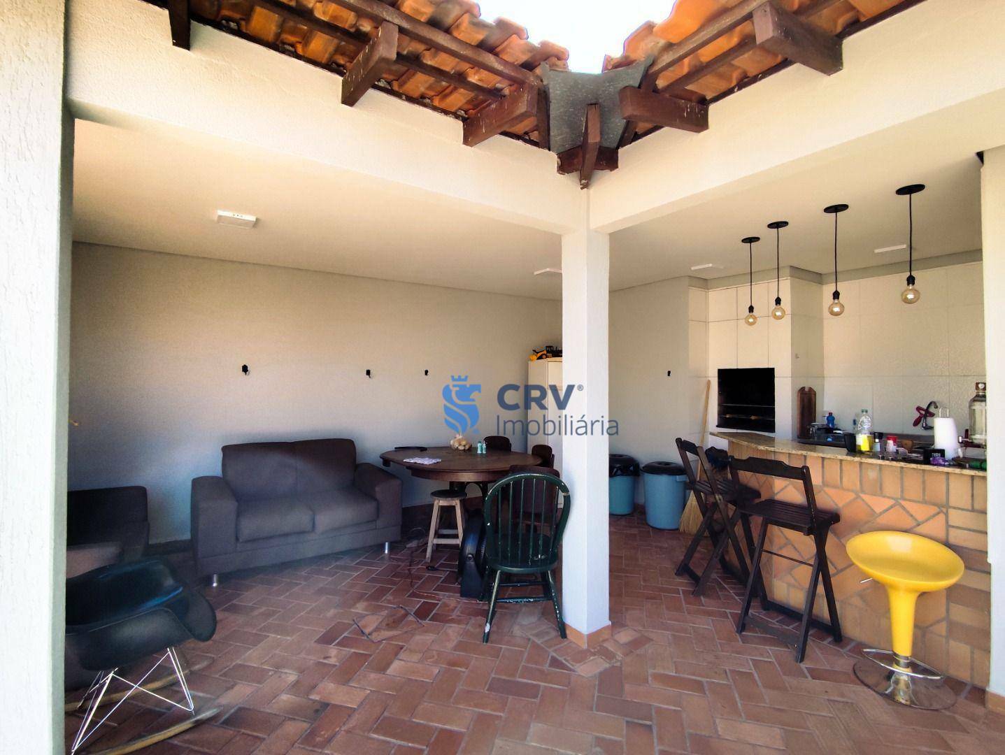 Casa à venda com 4 quartos, 300m² - Foto 24