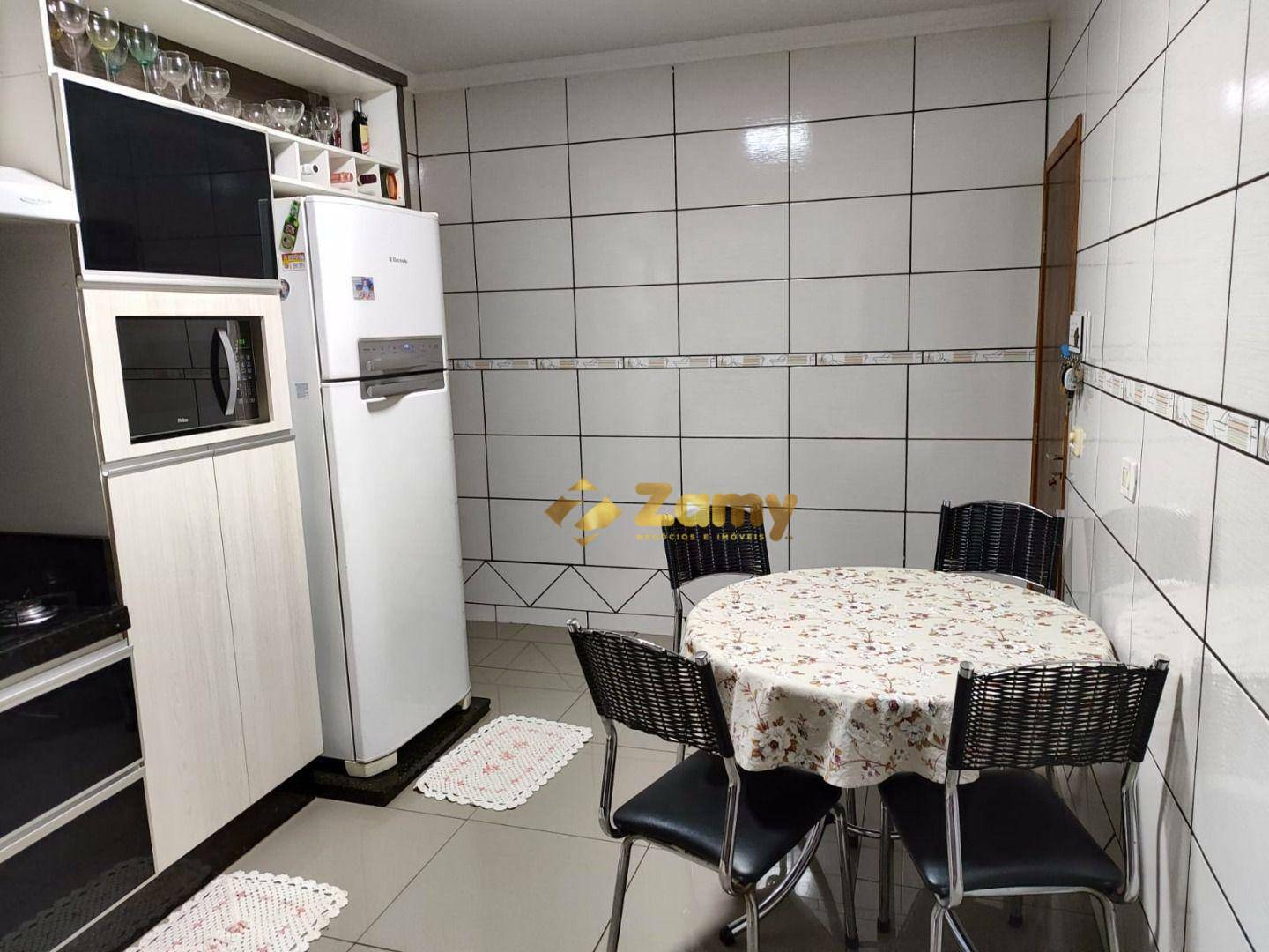 Casa à venda com 3 quartos, 120m² - Foto 6