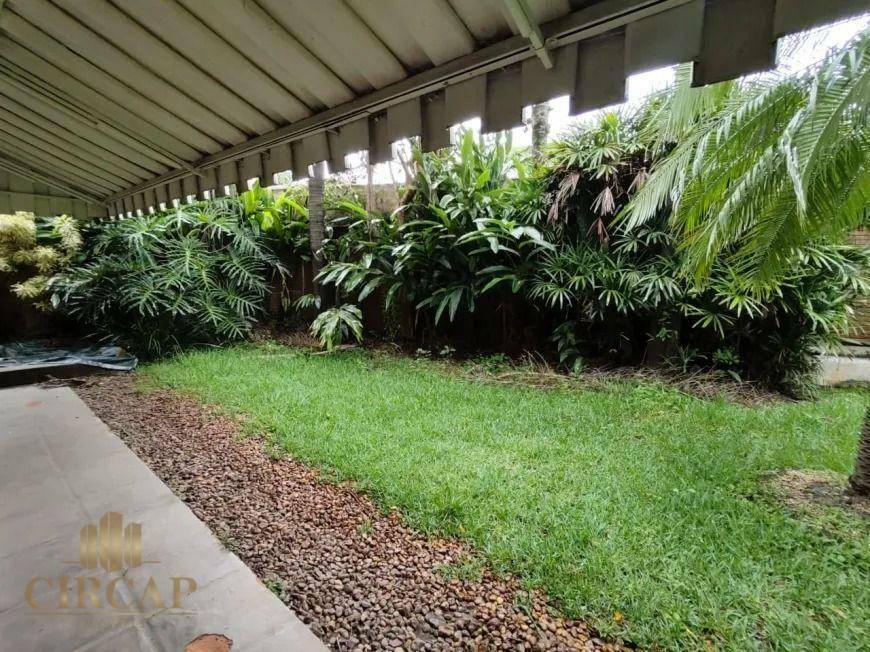 Casa para alugar com 9 quartos, 373m² - Foto 5