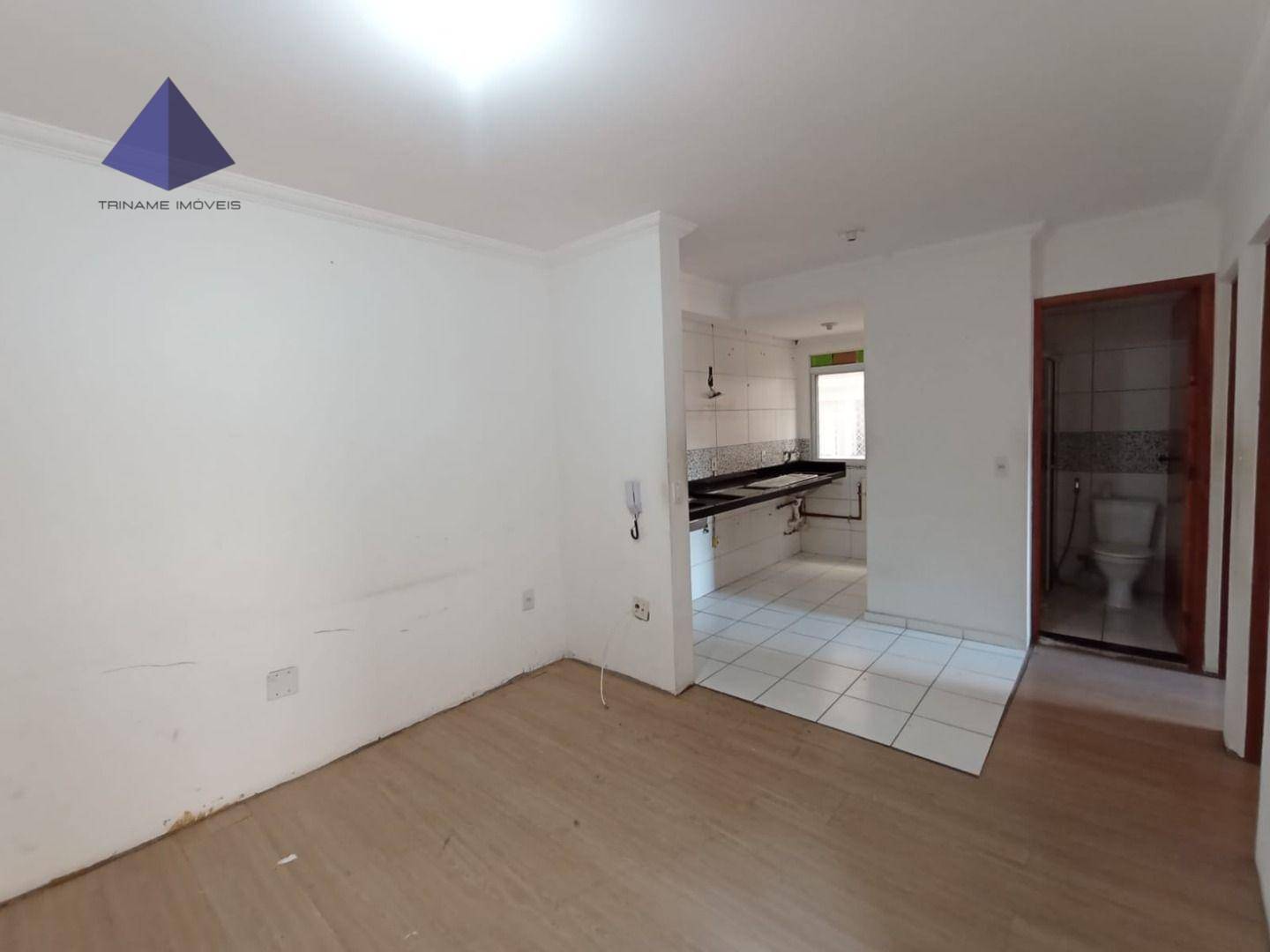 Apartamento à venda com 2 quartos, 43m² - Foto 2