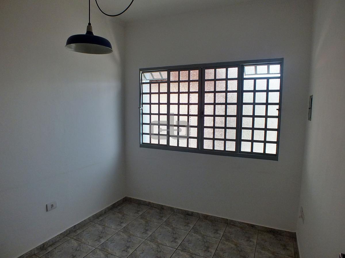 Casa à venda com 4 quartos, 310m² - Foto 8