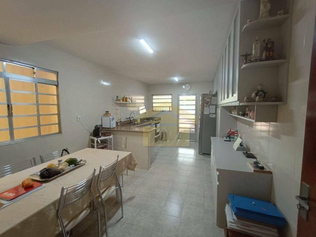 Sobrado à venda com 3 quartos, 157m² - Foto 12