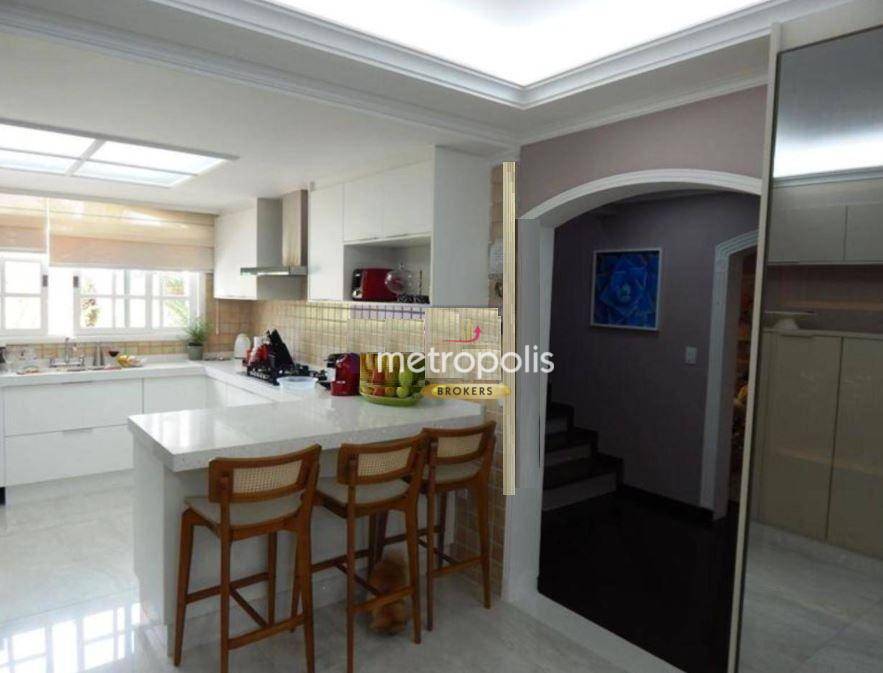 Sobrado à venda com 4 quartos, 335m² - Foto 6