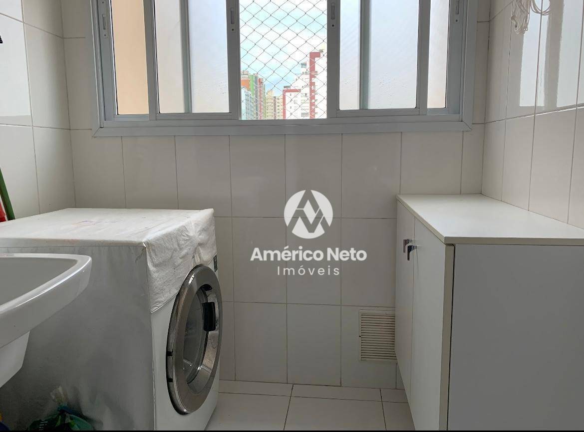 Apartamento à venda com 2 quartos, 68m² - Foto 29