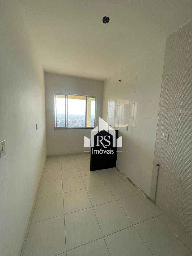 Apartamento à venda com 2 quartos, 75m² - Foto 3