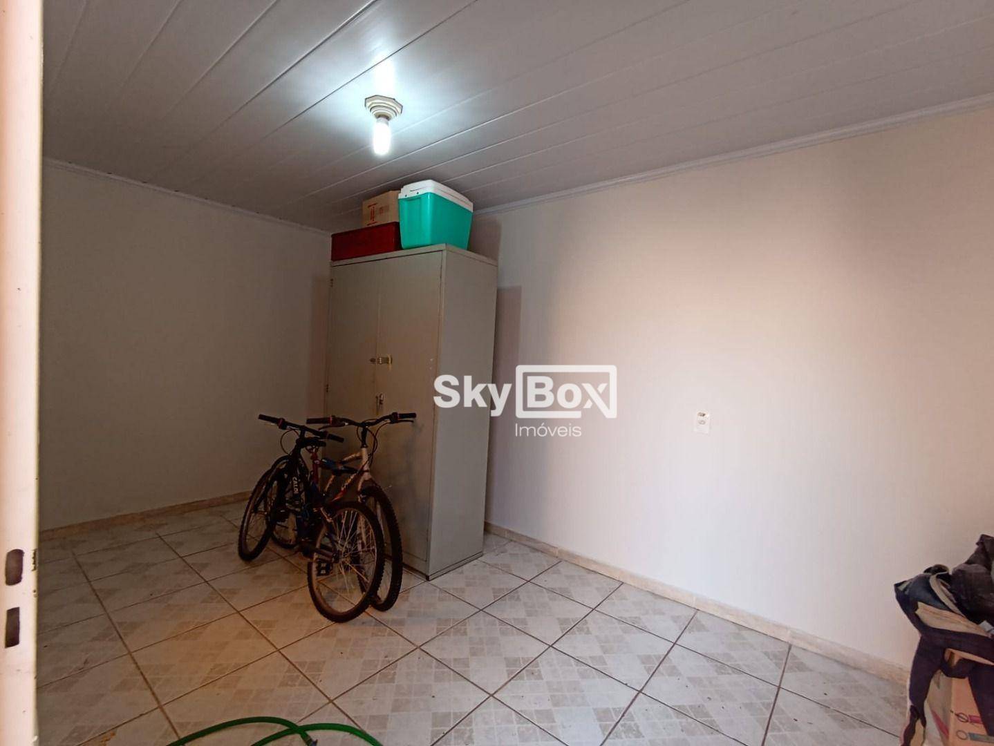 Casa à venda com 5 quartos, 220m² - Foto 22