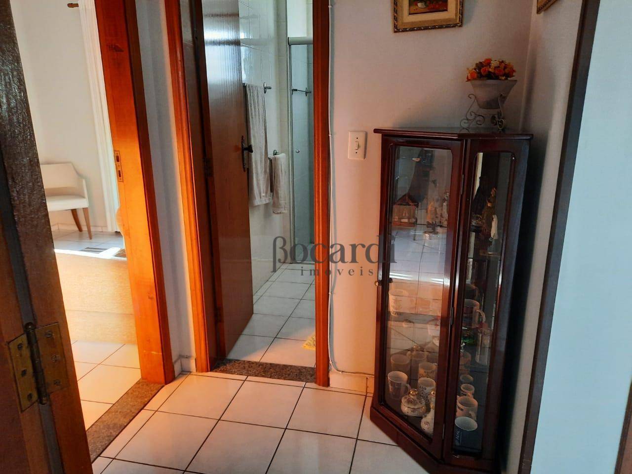 Apartamento à venda com 3 quartos, 195m² - Foto 20