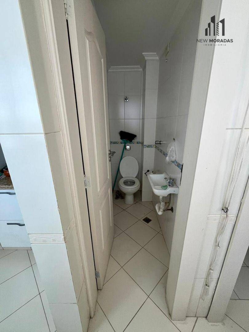 Apartamento à venda com 3 quartos, 128m² - Foto 25