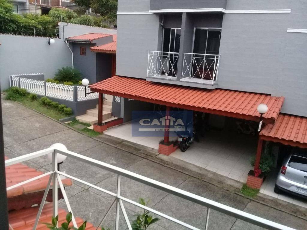 Sobrado à venda com 2 quartos, 64m² - Foto 3