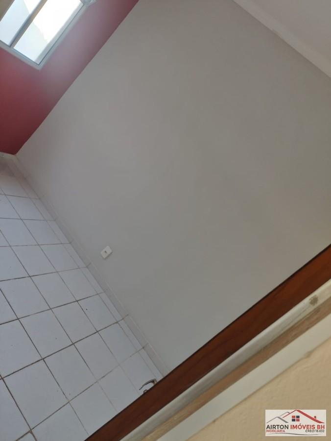 Casa à venda com 2 quartos, 120m² - Foto 7