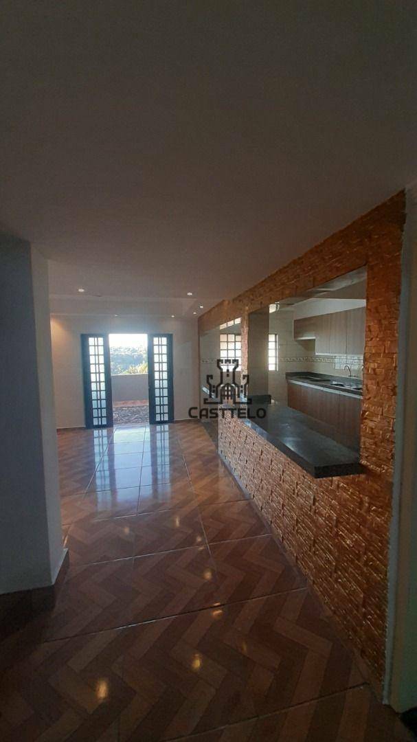 Sobrado à venda com 3 quartos, 150m² - Foto 5