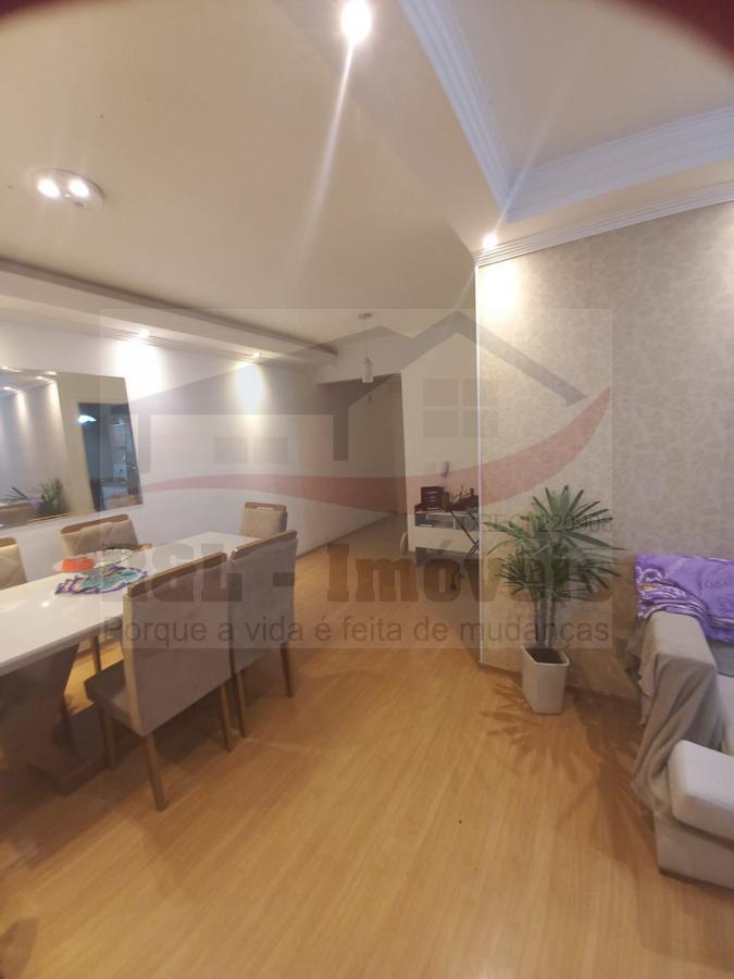 Apartamento à venda com 2 quartos, 64m² - Foto 1