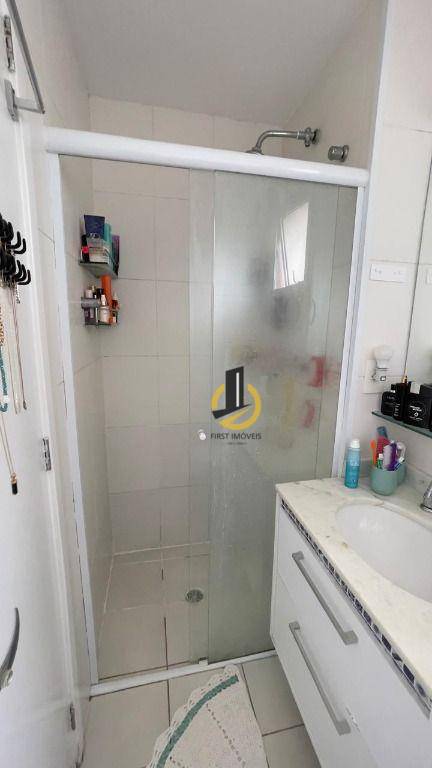 Apartamento à venda com 2 quartos, 71m² - Foto 10