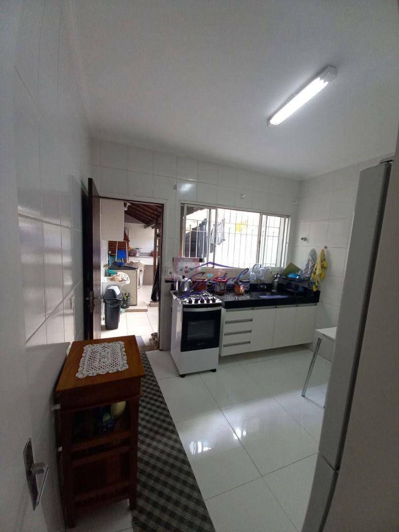 Casa à venda com 2 quartos, 102m² - Foto 17